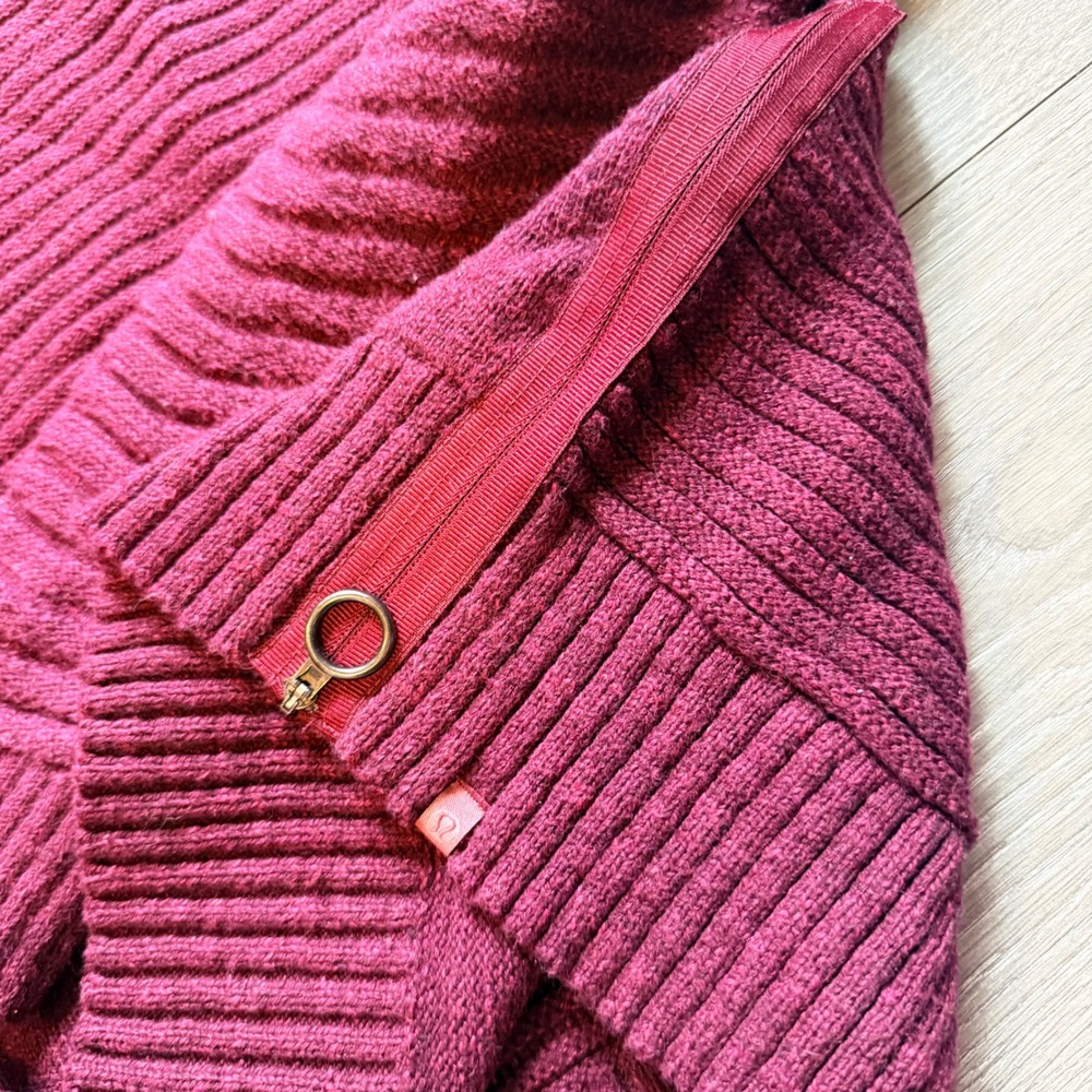 Lululemon As Promised Burgundy Ribbed Knit Crewneck Sweater Side Zipper - Picture 2 of 5